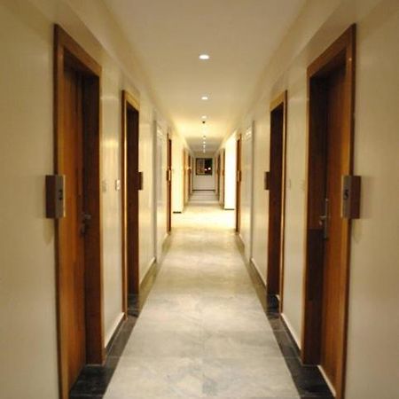 Hotel Landmark Ratnāgiri Exterior foto